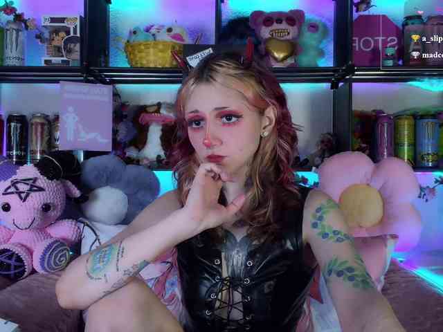 Devil-Baby webcam