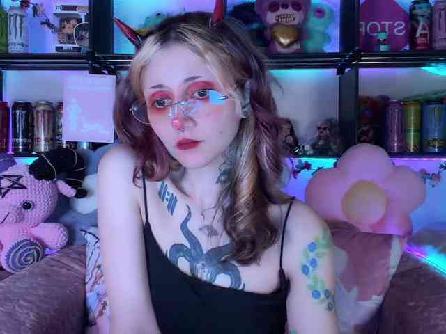 Devil-Baby webcam