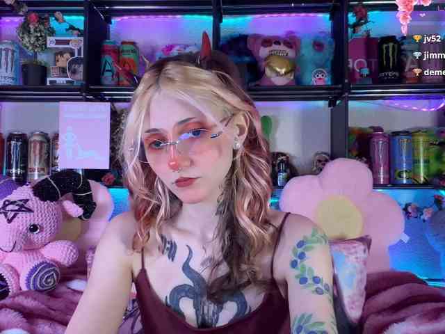 Devil-Baby webcam
