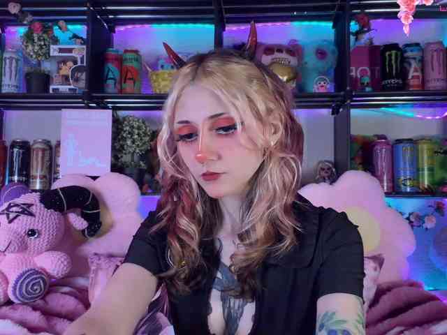 Devil-Baby webcam