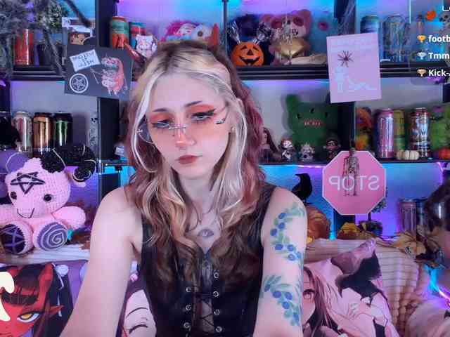 Devil-Baby webcam