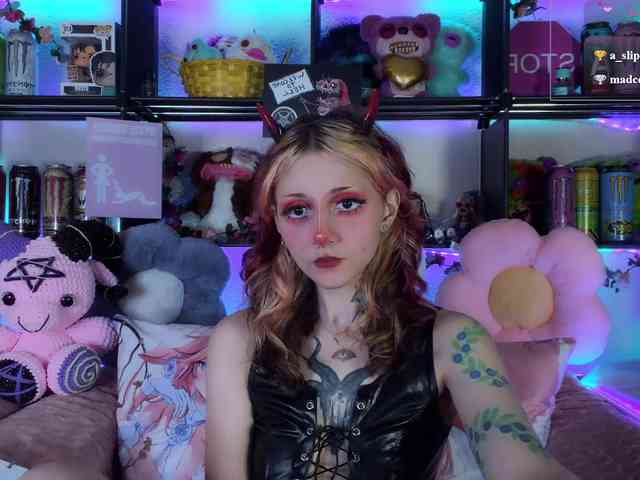 Devil-Baby webcam