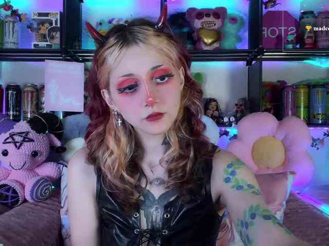 Devil-Baby webcam