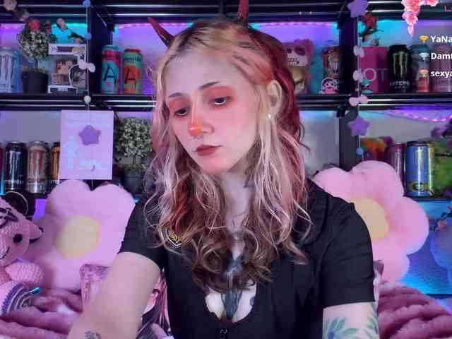 Devil-Baby webcam