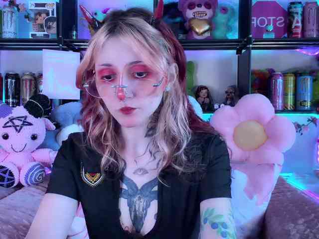 Devil-Baby webcam