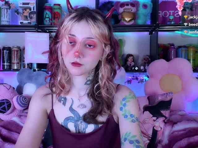Devil-Baby webcam