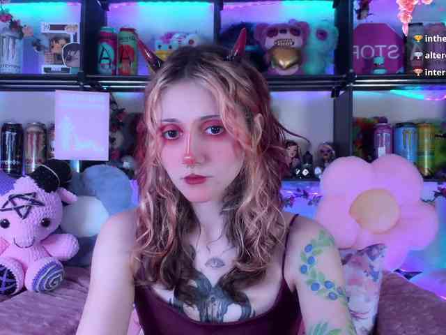 Devil-Baby webcam