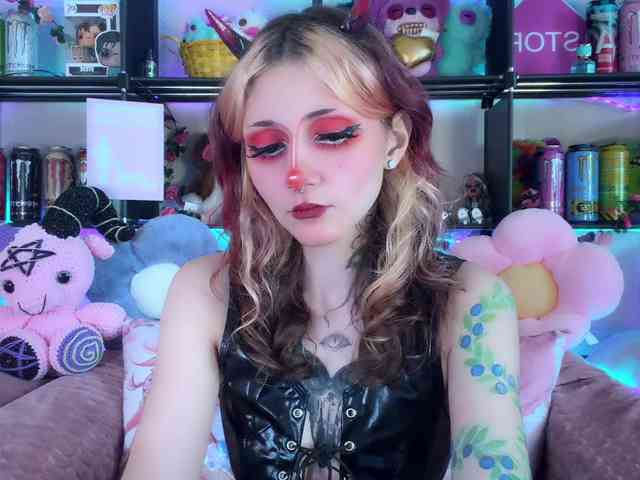 Devil-Baby webcam
