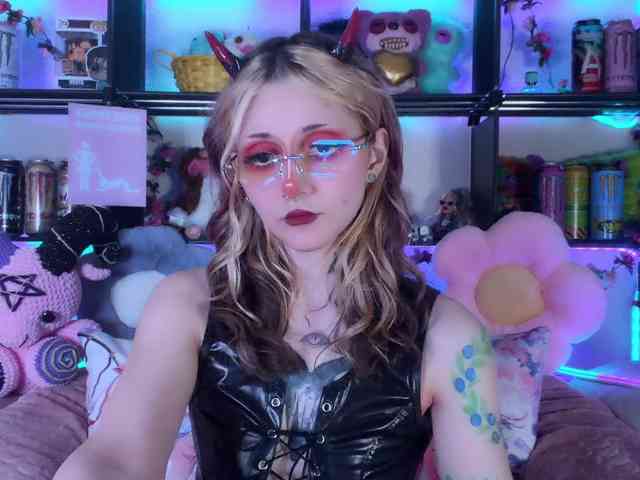 Devil-Baby webcam