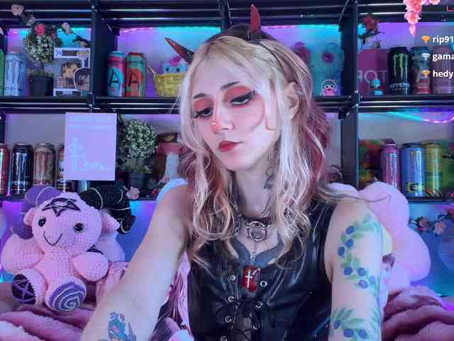Devil-Baby webcam
