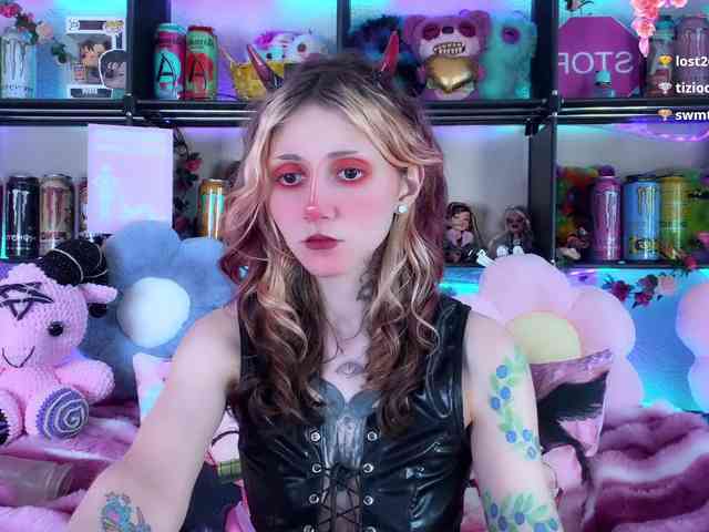 Devil-Baby webcam