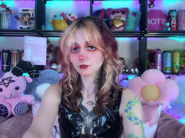 Devil-Baby webcam
