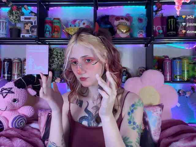 Devil-Baby webcam