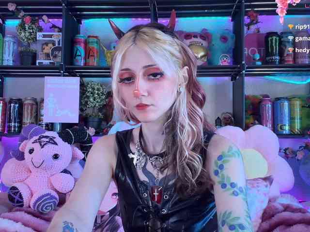 Devil-Baby webcam