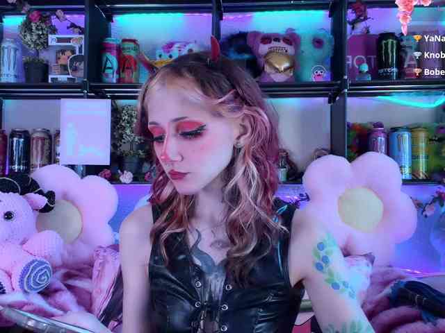 Devil-Baby webcam