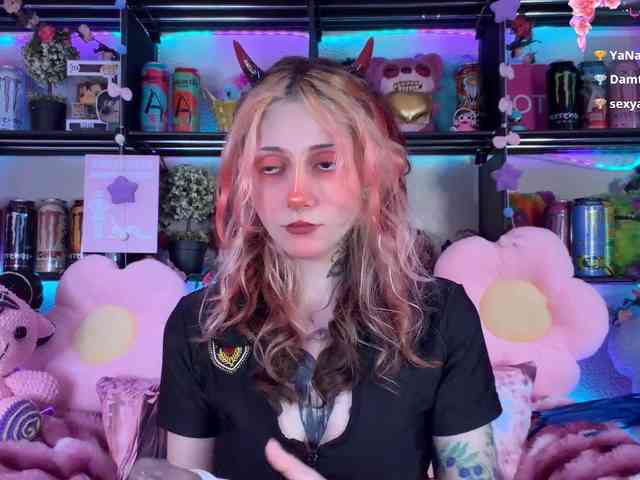 Devil-Baby Live Webcam on BongaCams
