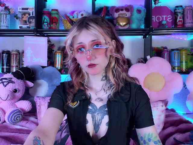 Devil-Baby webcam