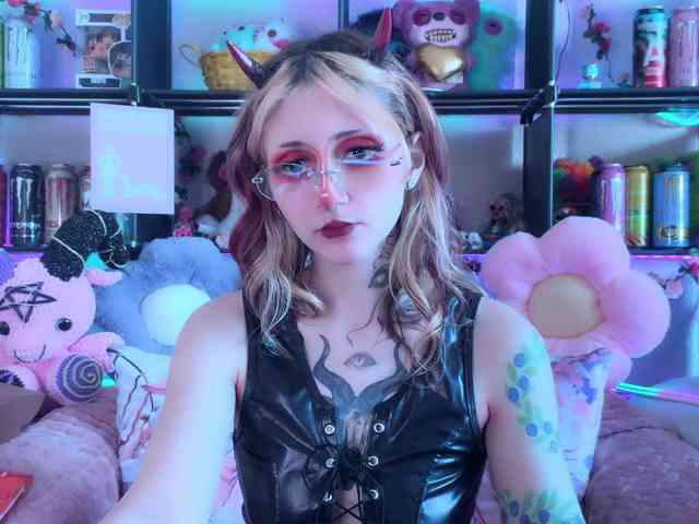 Devil-Baby webcam