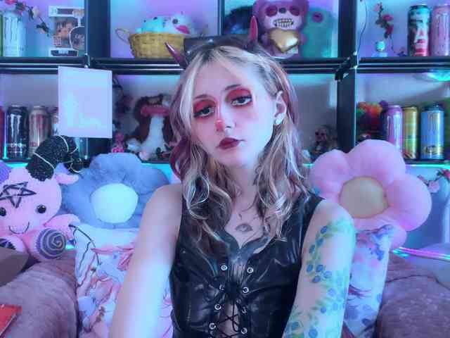 Devil-Baby webcam