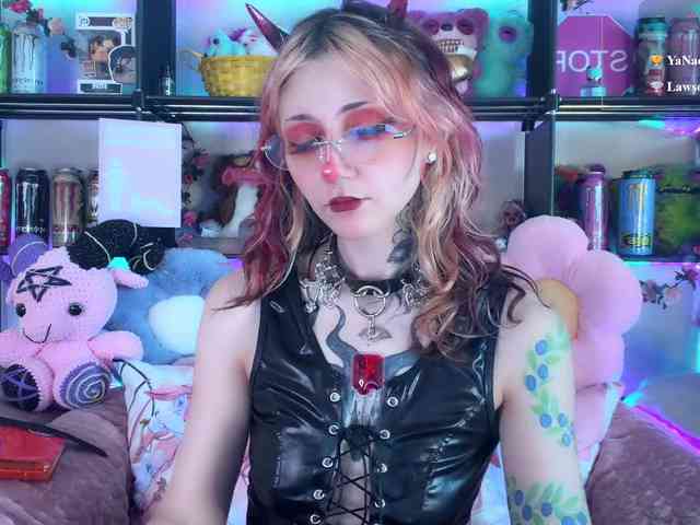 Devil-Baby webcam
