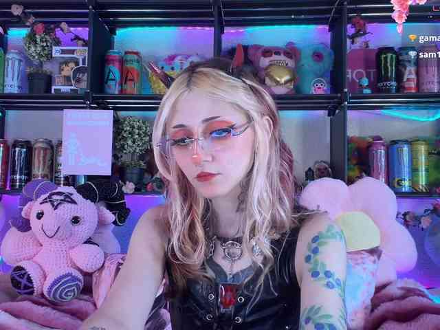 Devil-Baby webcam
