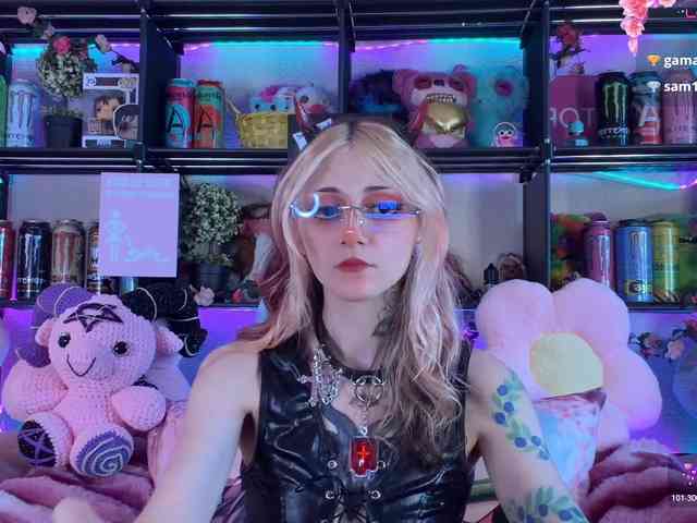 Devil-Baby webcam