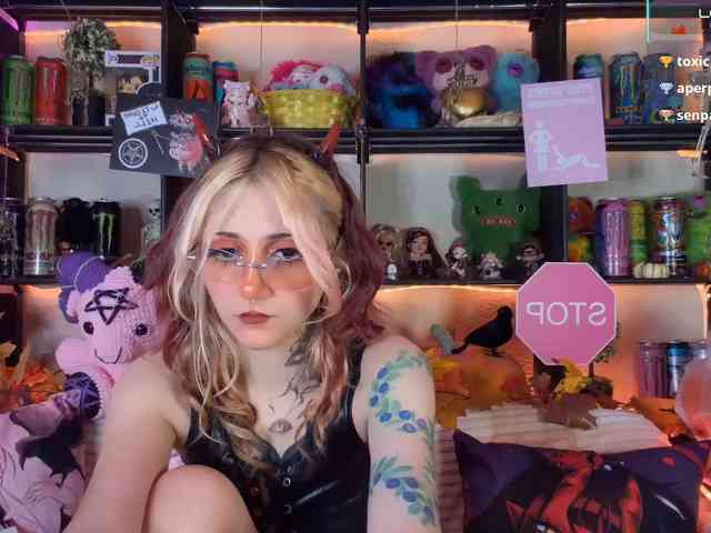 Devil-Baby webcam