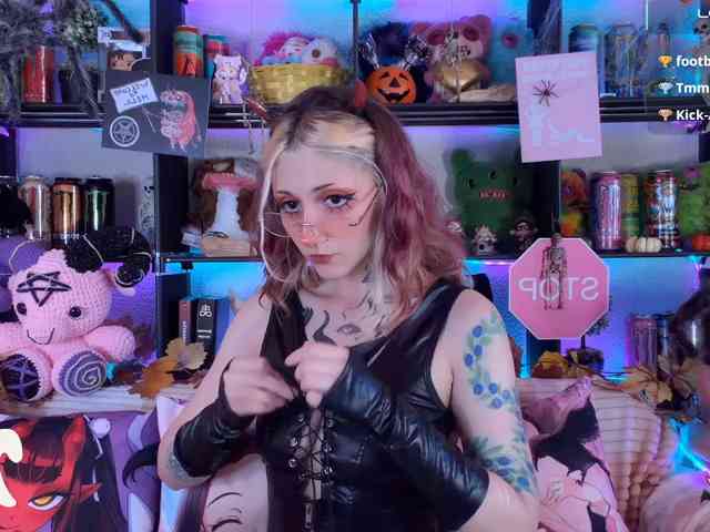 Devil-Baby webcam