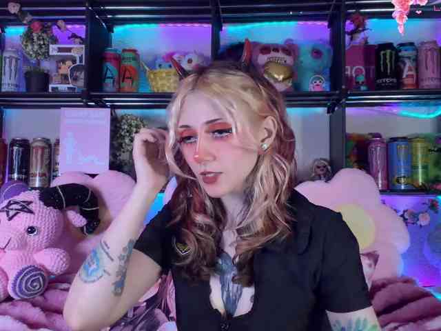 Devil-Baby webcam