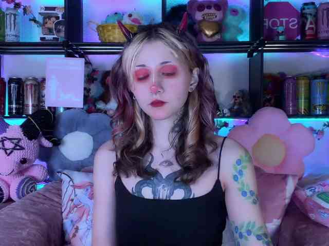 Devil-Baby webcam