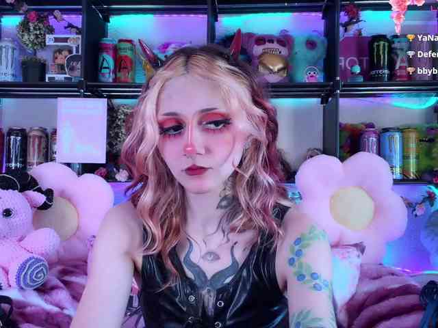Devil-Baby webcam