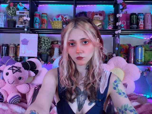 Devil-Baby webcam
