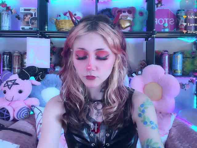 Devil-Baby webcam