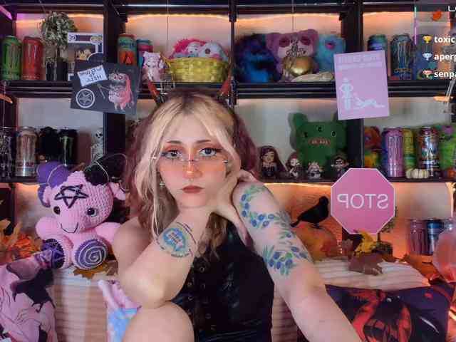 Devil-Baby webcam