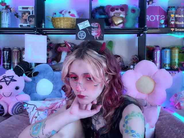 Devil-Baby webcam