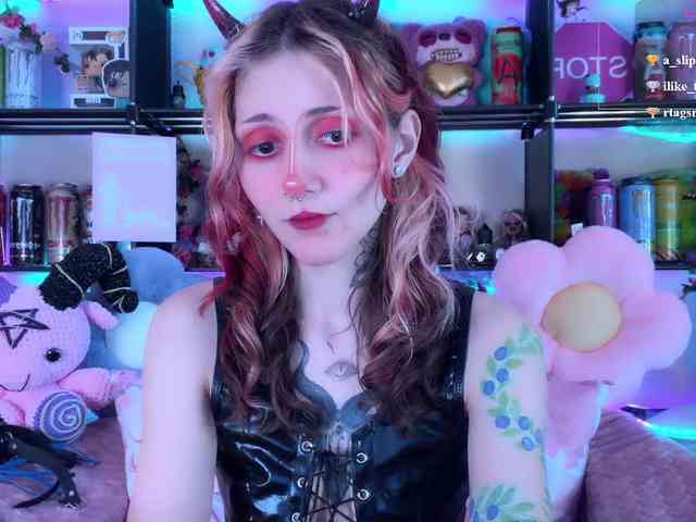 Devil-Baby webcam