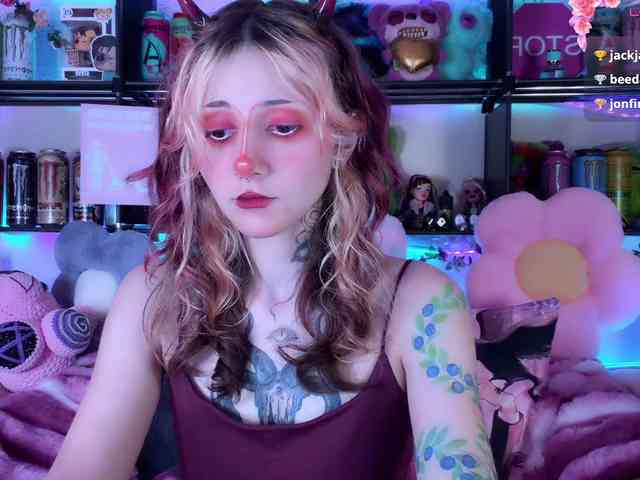 Devil-Baby webcam