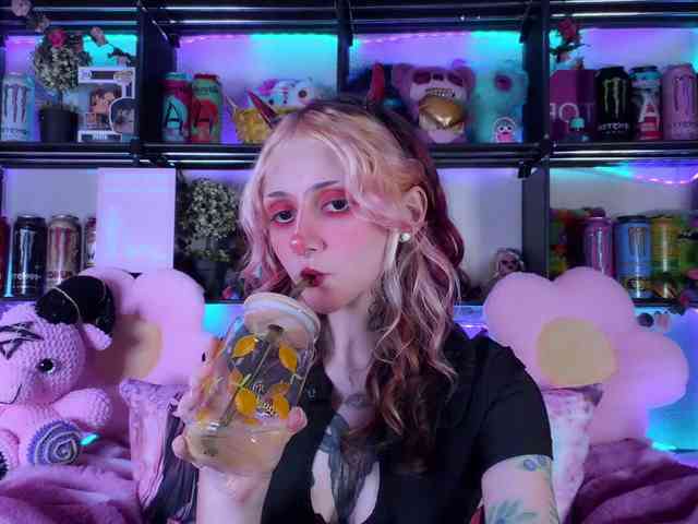 Devil-Baby webcam