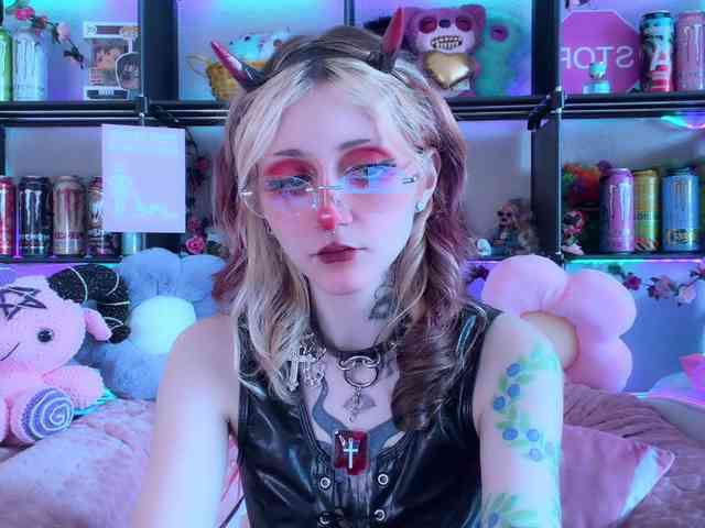 Devil-Baby webcam