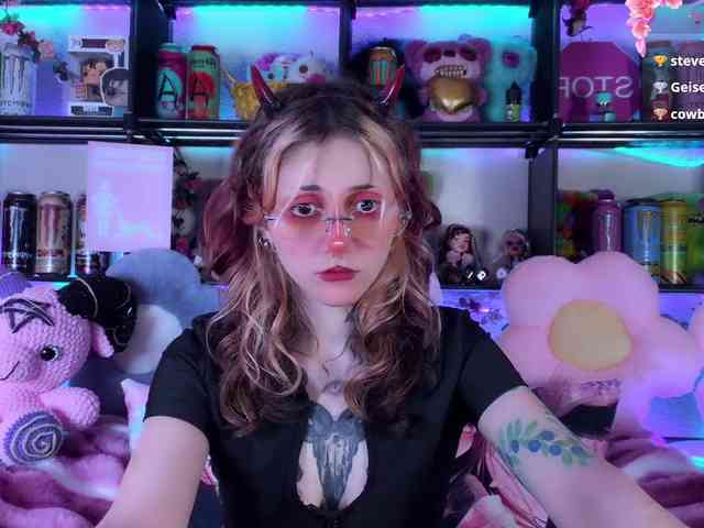 Devil-Baby webcam