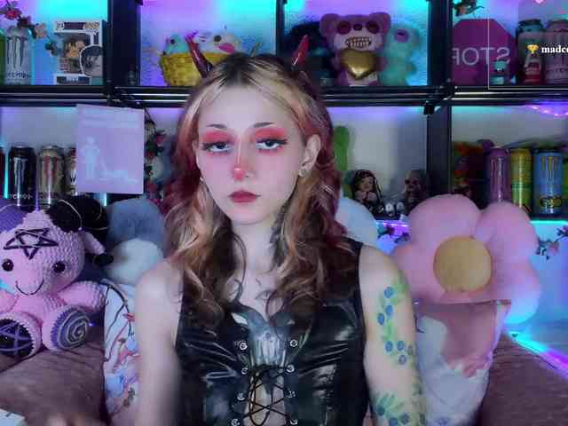 Devil-Baby webcam