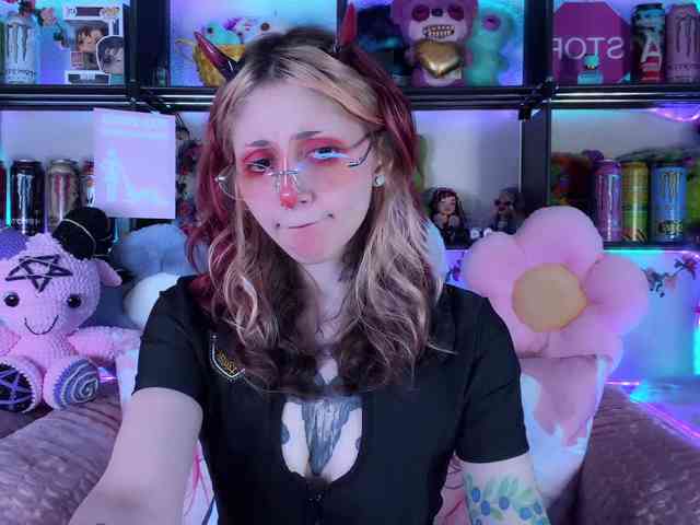 Devil-Baby webcam