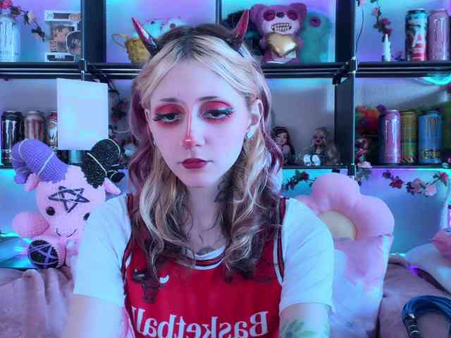 Devil-Baby webcam