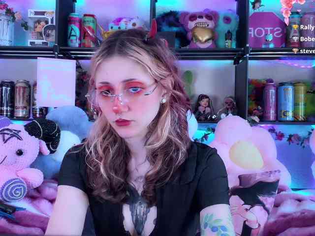 Devil-Baby webcam