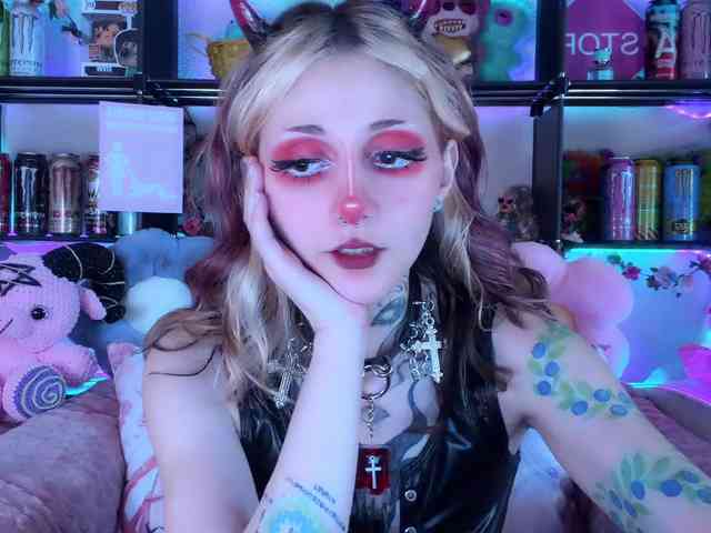 Devil-Baby webcam