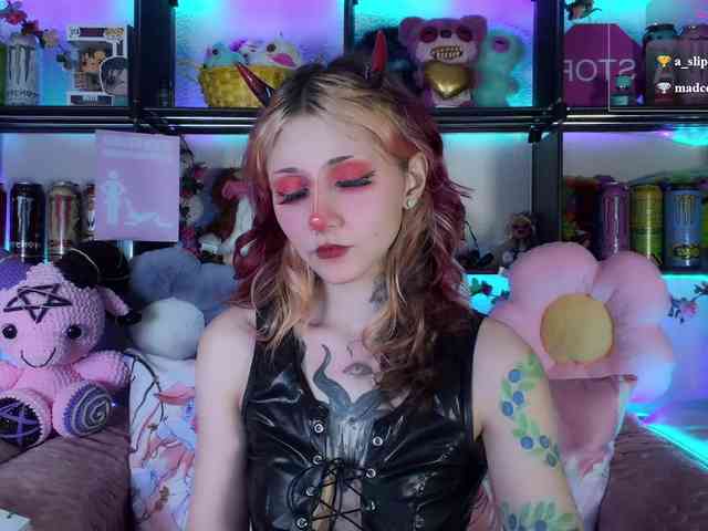 Devil-Baby webcam