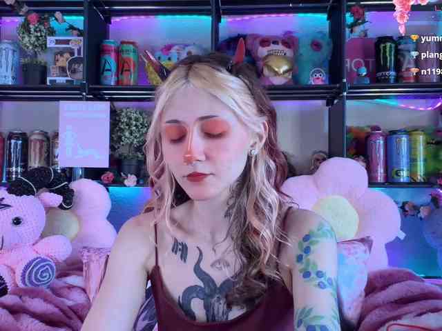 Devil-Baby webcam