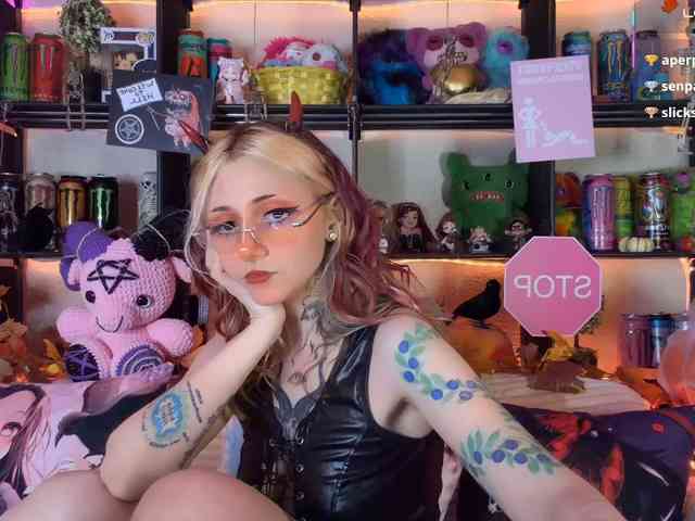 Devil-Baby webcam