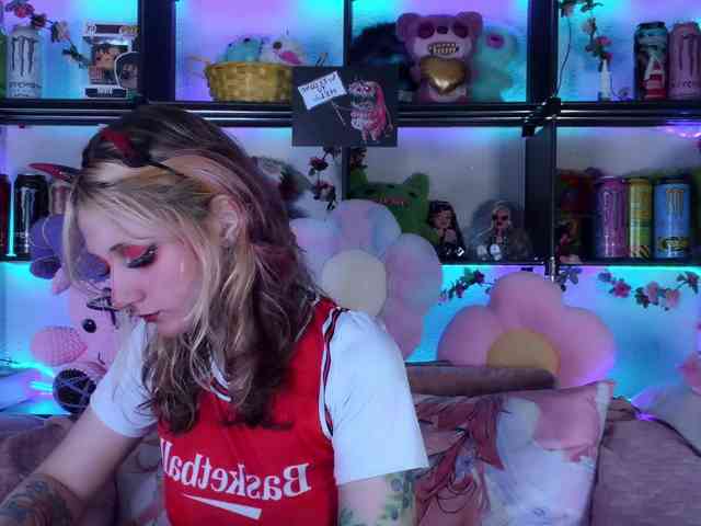 Devil-Baby webcam