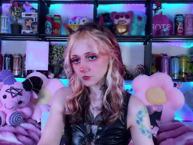 Devil-Baby webcam
